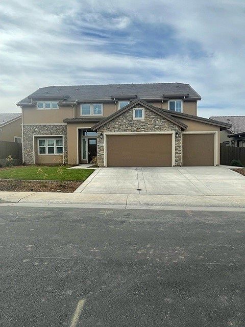 1st image of 8390 Coogera Way