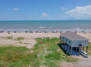 1891 Atlantis Ln, Crystal Beach, TX 77650