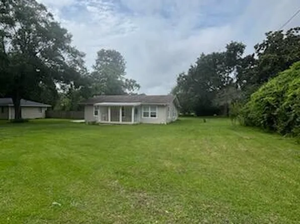 16171 Robinson Rd, Gulfport, MS 39503