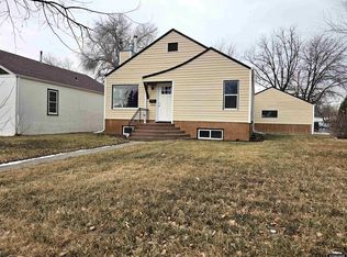 2642 E C St, Torrington, WY 82240