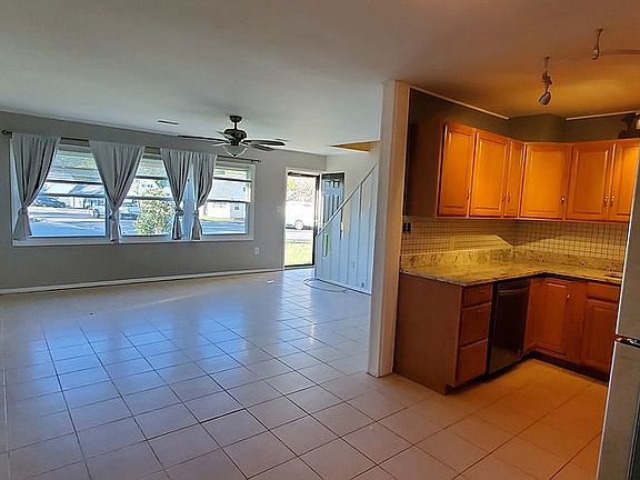 3rd image of 2311 Georgetown Dr