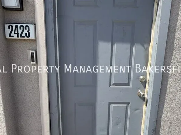 2423 Olive St #2423, Bakersfield, CA 93301