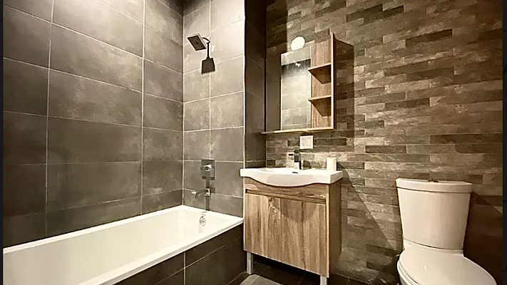 Rented by Nooklyn NYC LLC | media 17