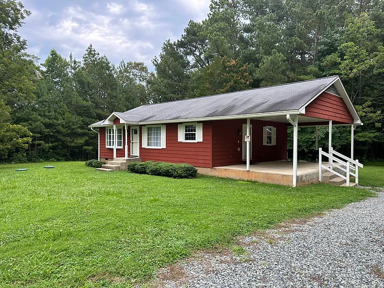 6089 State Highway 902 — Photo 21