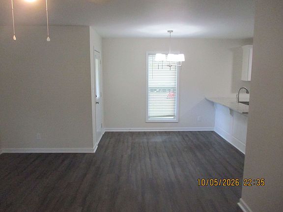 5th image of 202 Cloud Ln