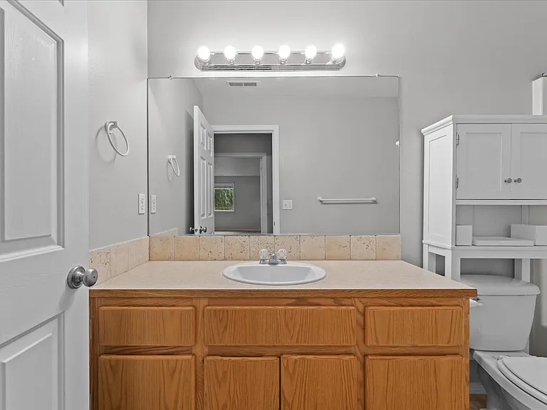 315 S 34th Pl — Photo 34