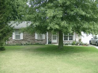 14 Crestwood Ct, Belleville, IL