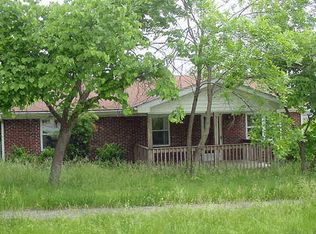 514 Foxwood Dr, Nicholasville, KY 40356