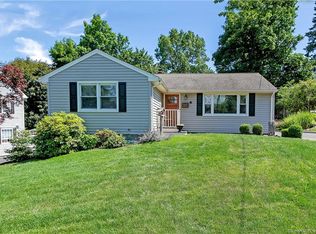 185 Lobdell Dr, Stratford, CT 06614