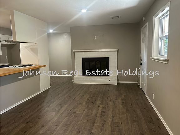 3rd image of 3204 Wayside Dr