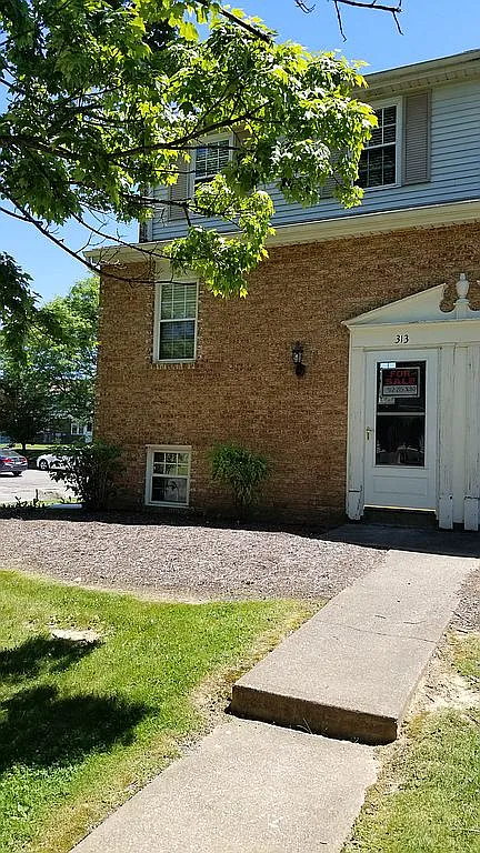 313 Bellford Ct photo 1