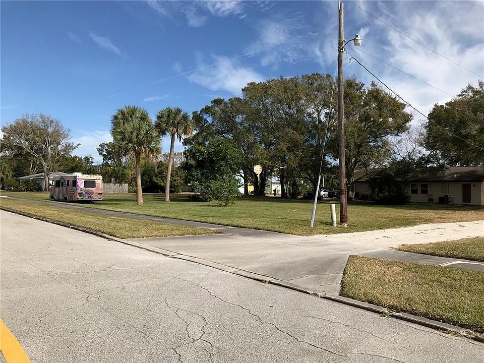 1st image of 1735 19th St