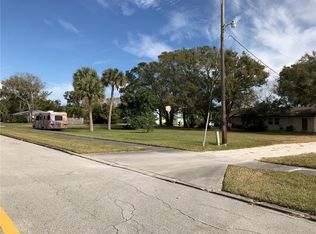 1735 19th St, Vero Beach, FL 32960