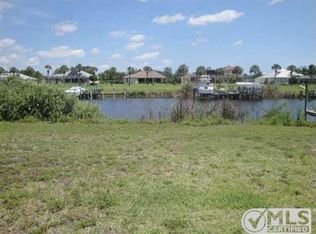 2742 SE Eagle Dr, Port Saint Lucie, FL 34984