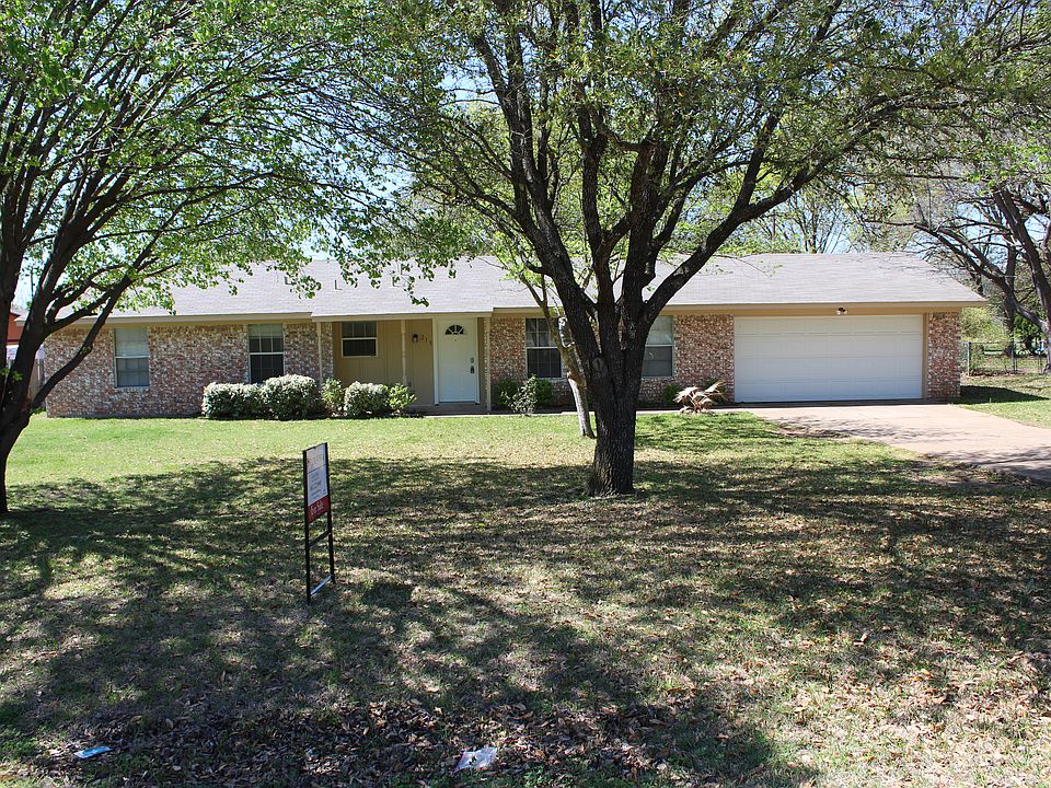 1st image of 219 Southwood Dr