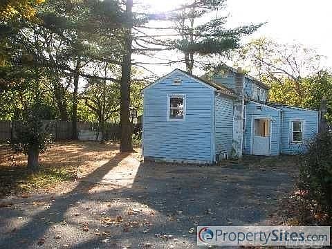2nd image of 114 N 21st St