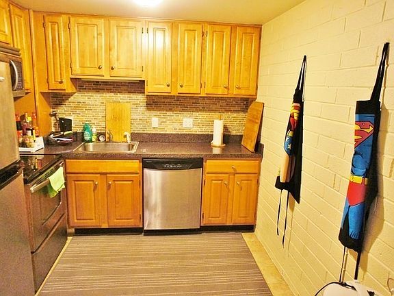 3rd image of 185 Quincy Shore Dr #24