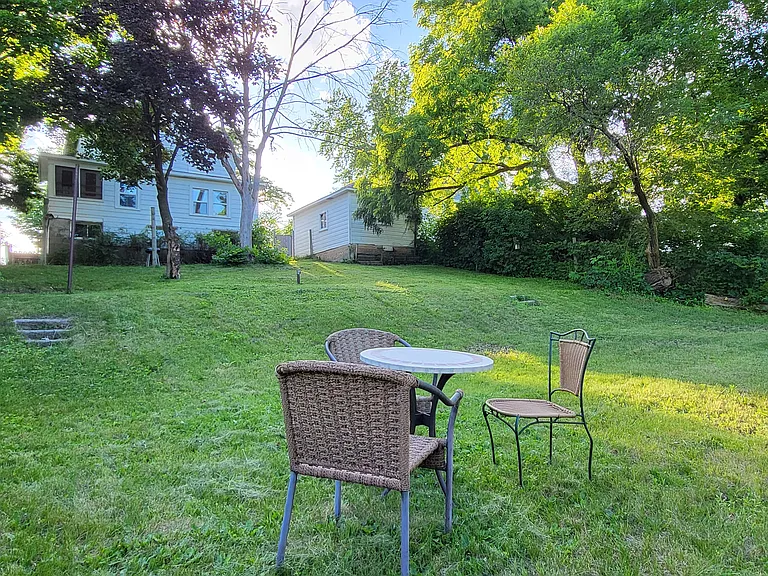 1322 Glendale Ave #1 — Photo 16
