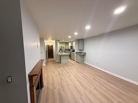 4th image of 1100 Newport Ave Unit 204