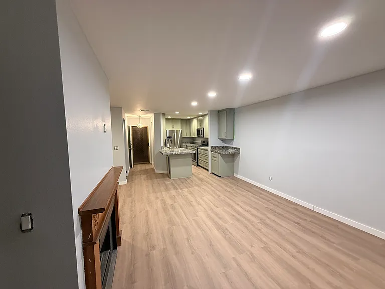 1100 Newport Ave #204 — Photo 4