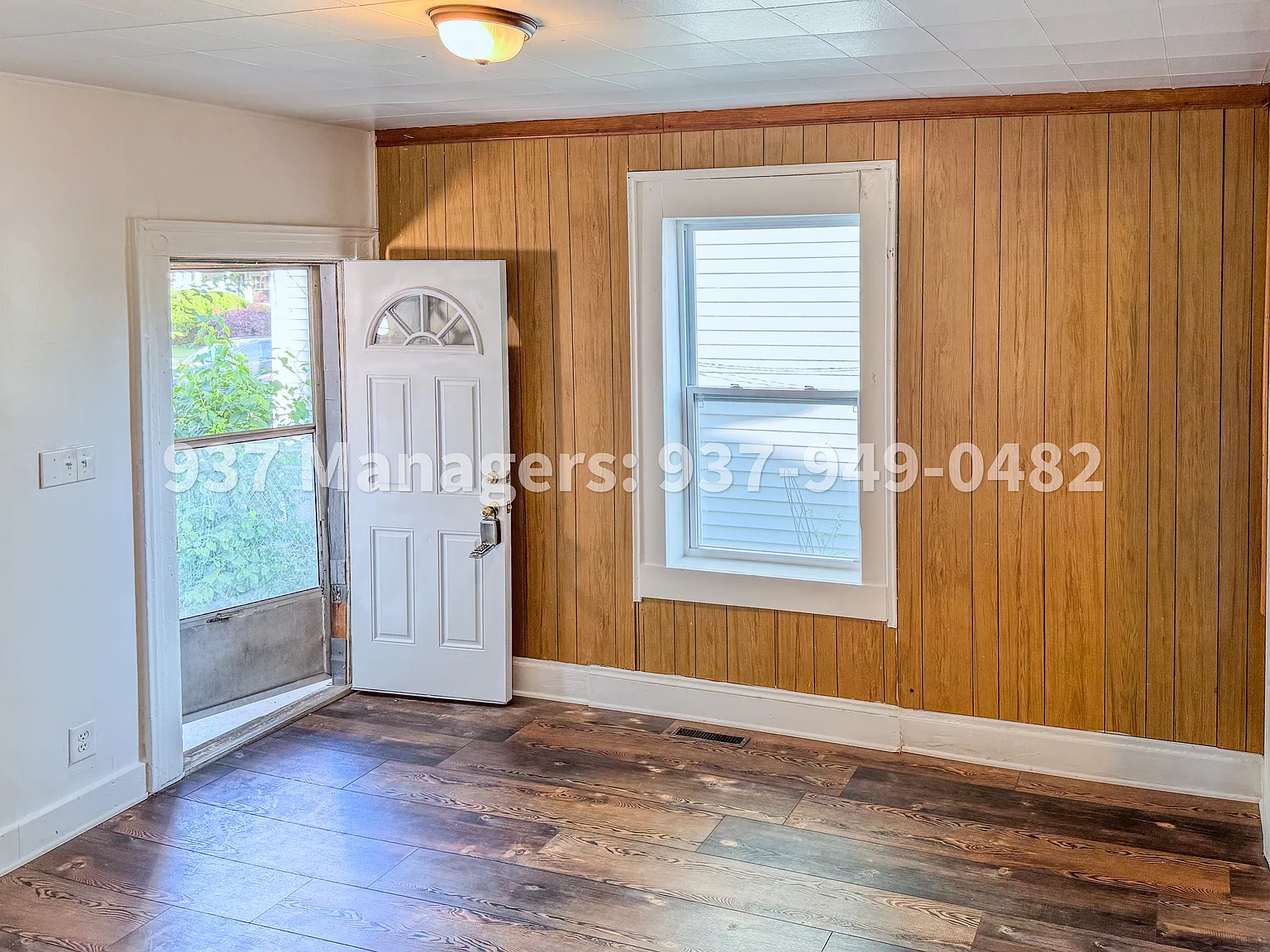 3 bed, 1000 sqft, $1,100 — Photo 2