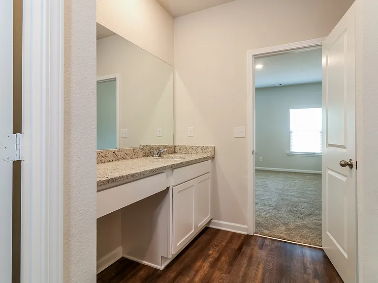 3359 Bridgewood Dr — Photo 9