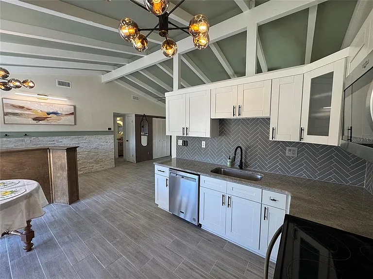 1500 Carson Cir NE — Photo 54