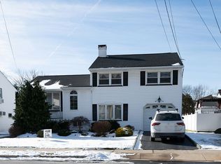 73 Sterling Dr, Colonia, NJ 07067