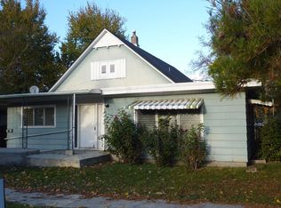 1211 Dearborn St, Caldwell, ID 83605