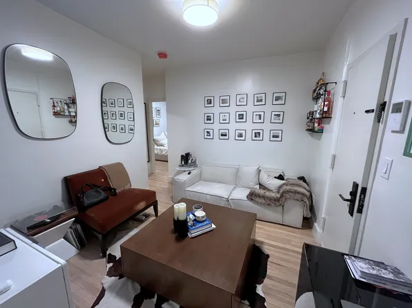 35 Bedford St APT 19, New York, NY 10014