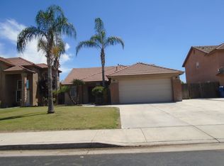 11121 Vista Ridge Dr, Bakersfield, CA 93311