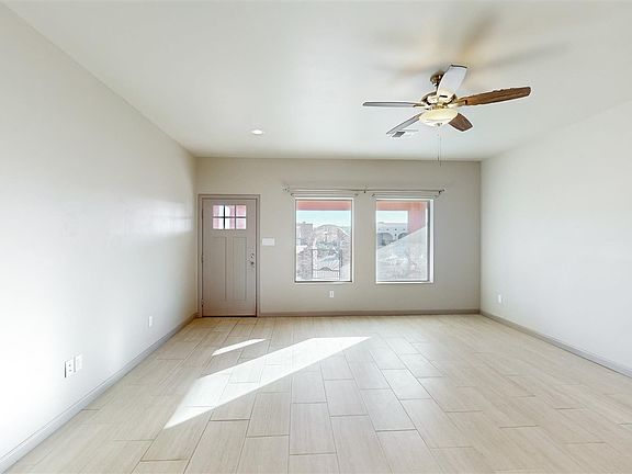 4th image of 14392 E 54th St