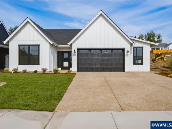 950 W Washington St, Carlton, OR 97111