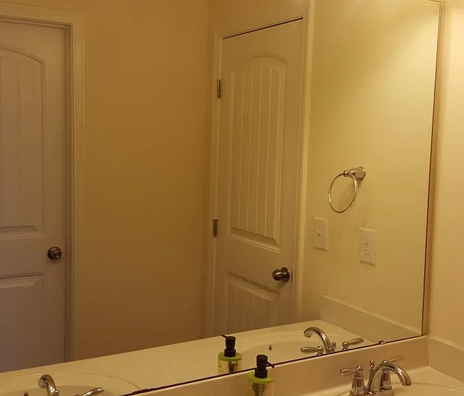 Jack N Jill Bathroom