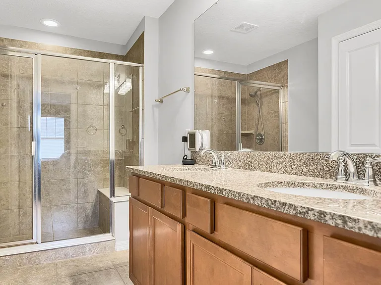7254 Duxbury Ln — Photo 13