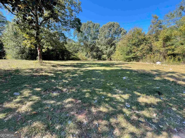 5225 Heather Ln, Atlanta, GA 30349