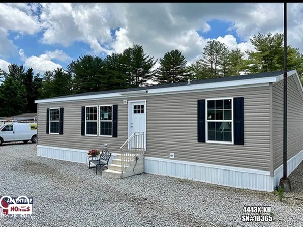 318 Lazy River Rd, Cloverdale, IN 46120