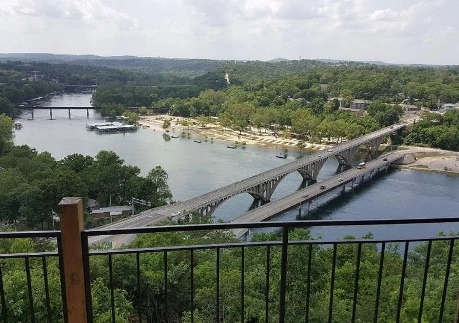 Landing View Place — Photo 2