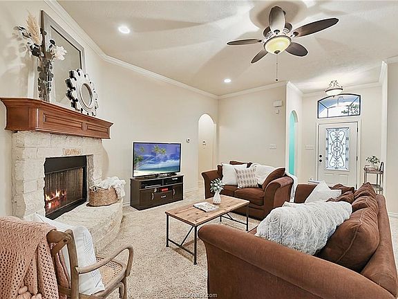 2nd image of 4280 Hollow Stone Dr