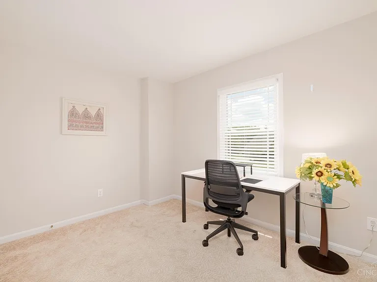 4646 Lakeridge Ct — Photo 25