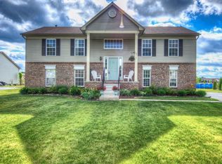 8212 Loon Ln, Grand Blanc, MI 48439
