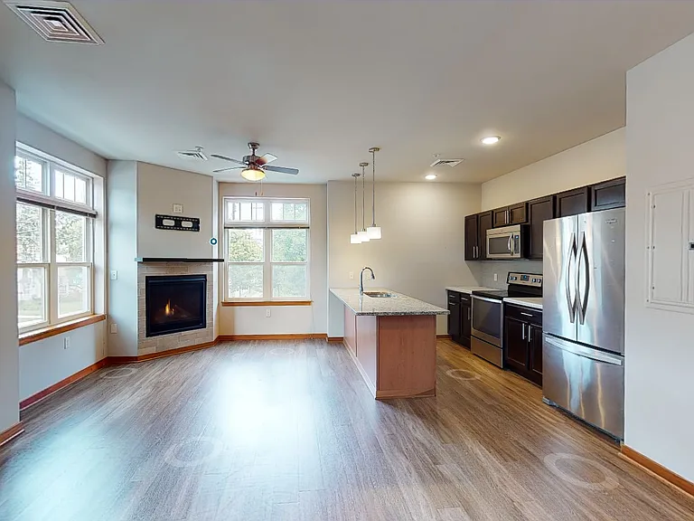 103 S Mills St #201 — Photo 8