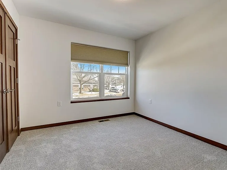 1931 Eastwood Way #1931 — Photo 36