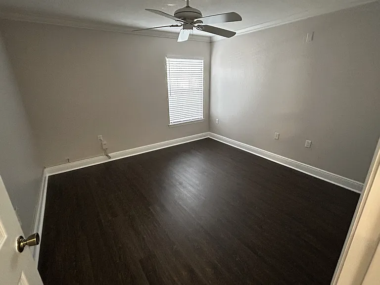 8926 Manor Loop #102 — Photo 17