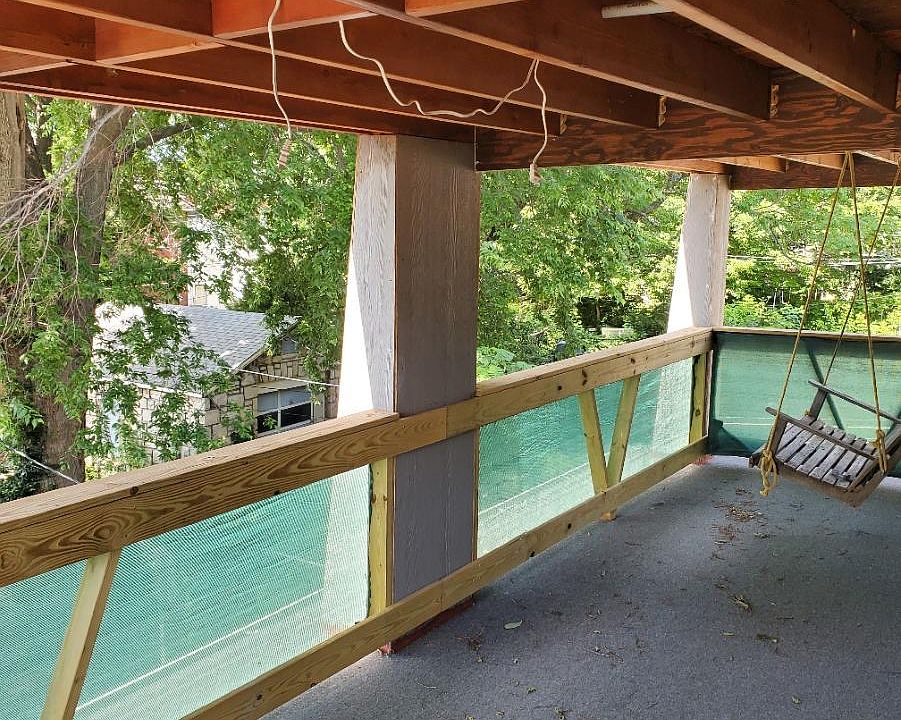 1st image of 2835 E 8th St #B