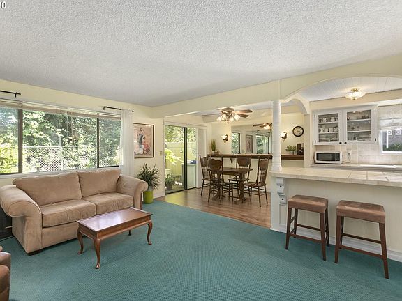 4th image of 4613 E 18th St APT 12