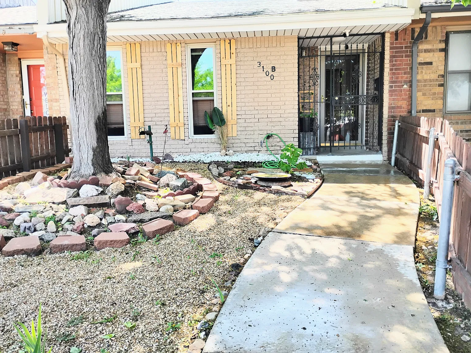 3100 Janet Dr — Photo 4