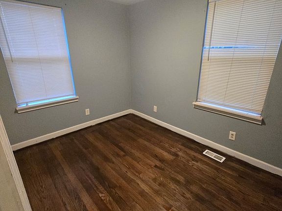 2nd image of 1716 Iroquois St