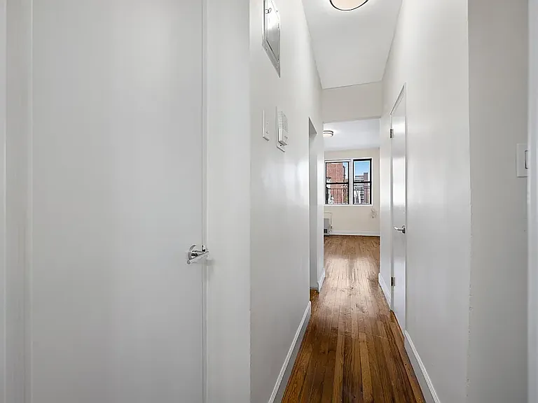 624 E 11th St #5CC — Photo 6
