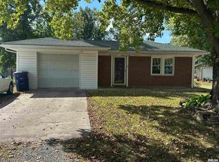 813 Ritter St, Pinckneyville, IL 62274